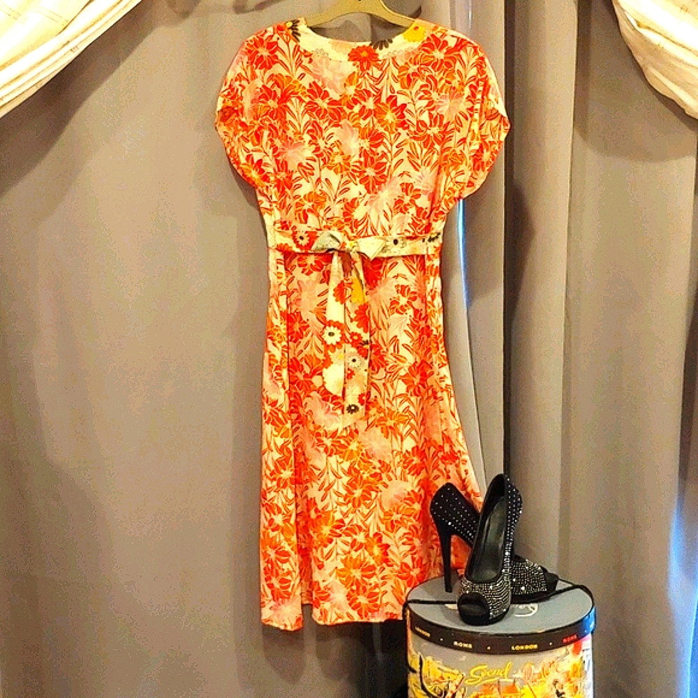 Anthropologie Odille Silk Fresh Floral Dress - Picture 4 of 6